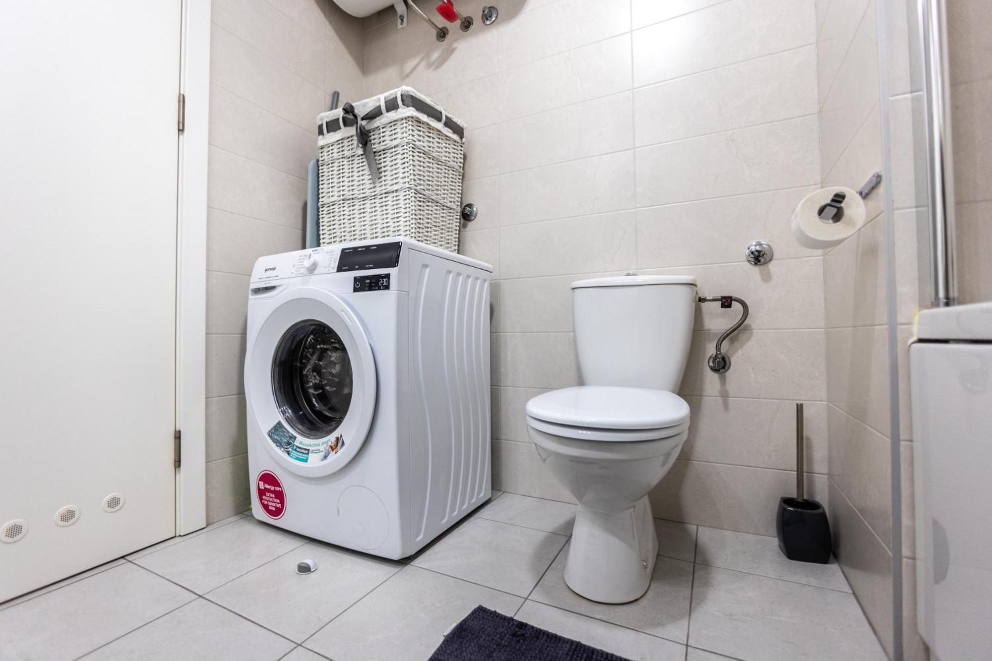 Apartmani Hemera Валево Екстериор снимка