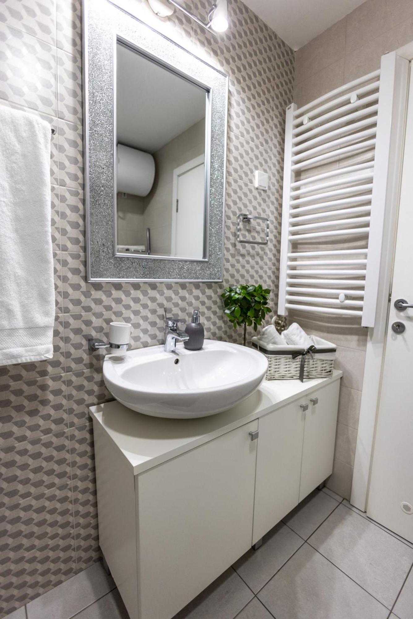 Apartmani Hemera Валево Екстериор снимка