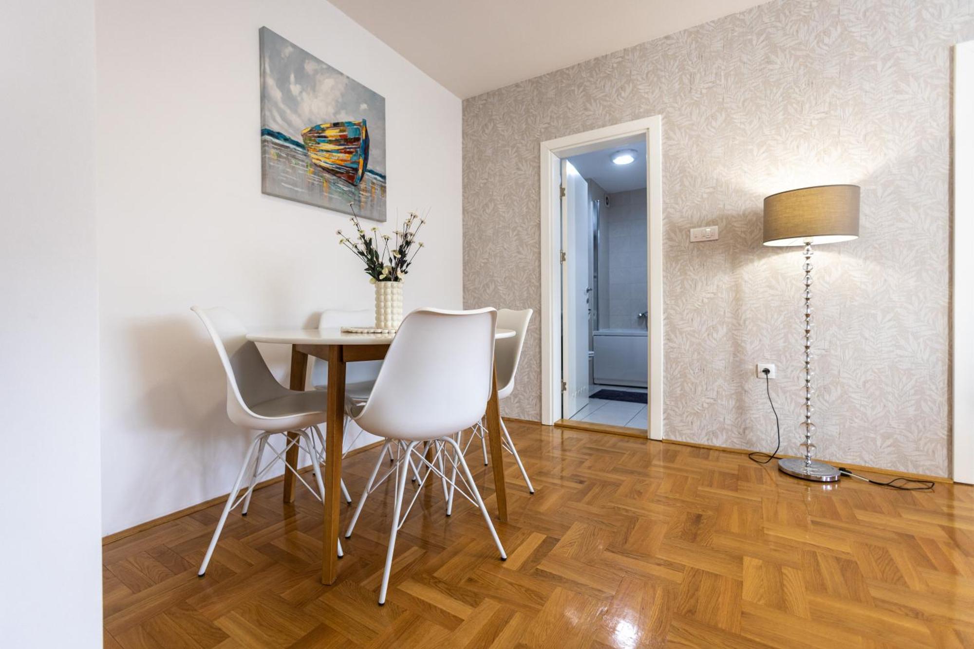 Apartmani Hemera Валево Екстериор снимка