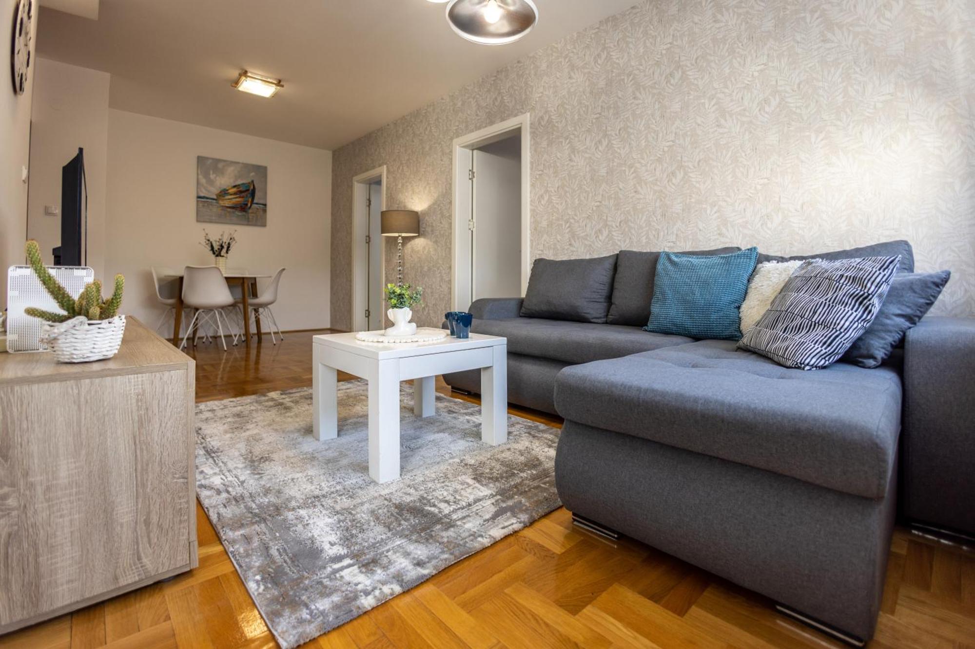 Apartmani Hemera Валево Екстериор снимка