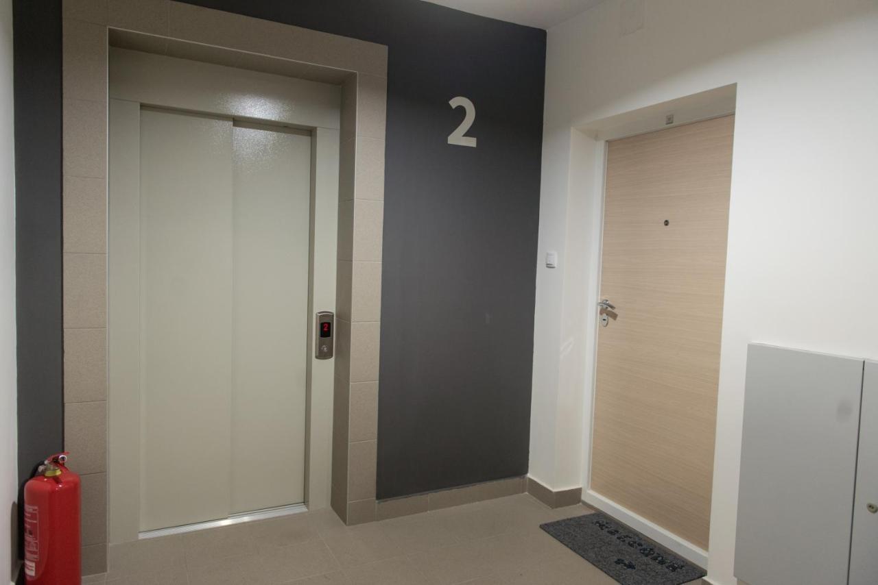 Apartmani Hemera Валево Екстериор снимка