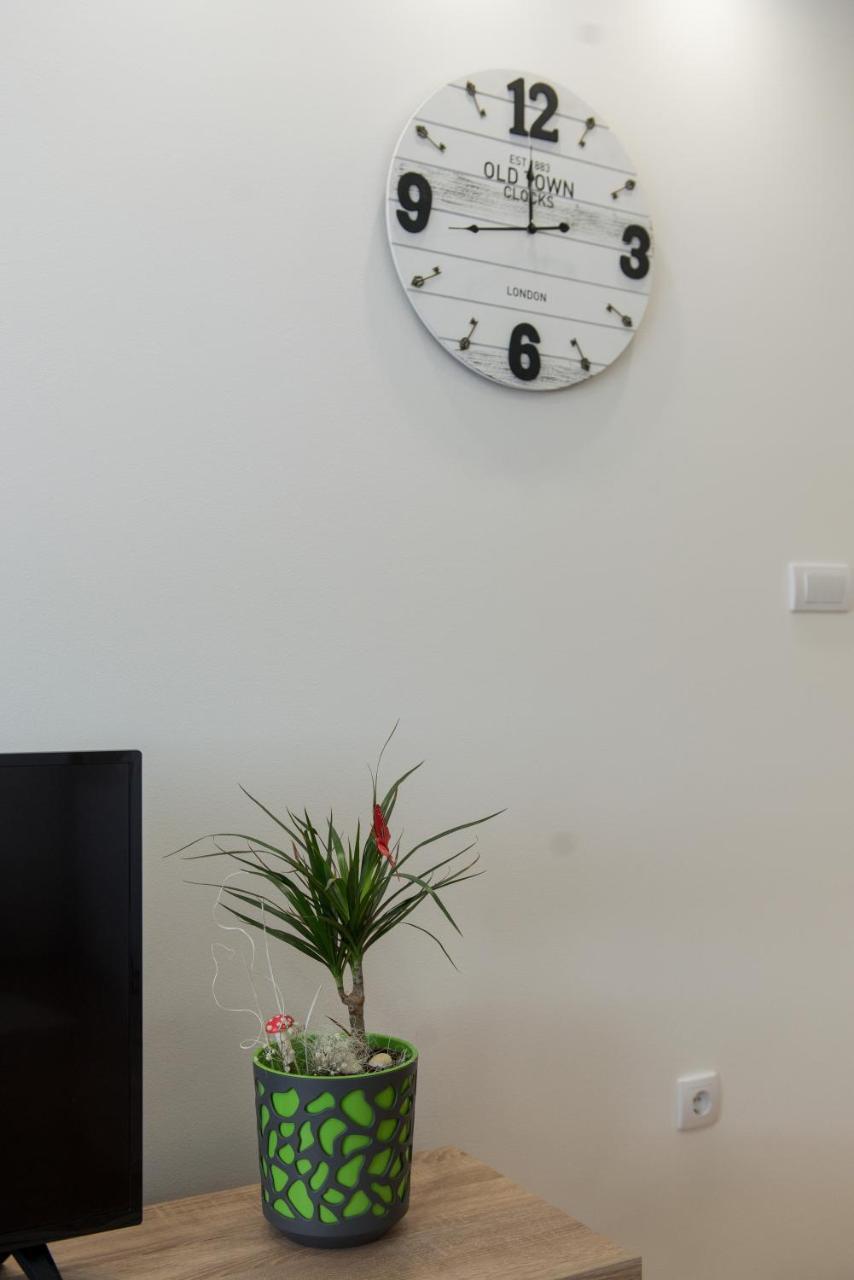 Apartmani Hemera Валево Екстериор снимка